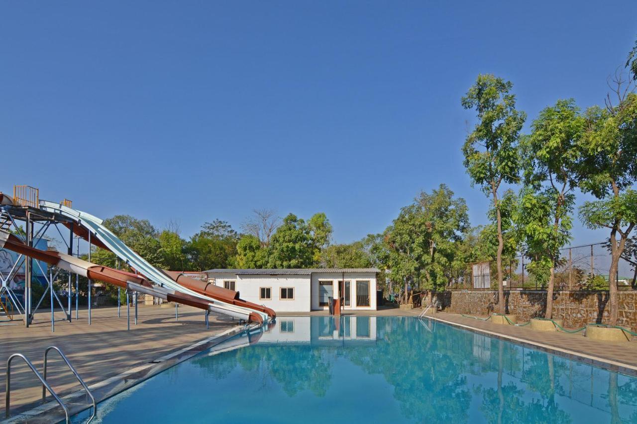 Oyo Midway Park Resort Atgaon Exteriér fotografie