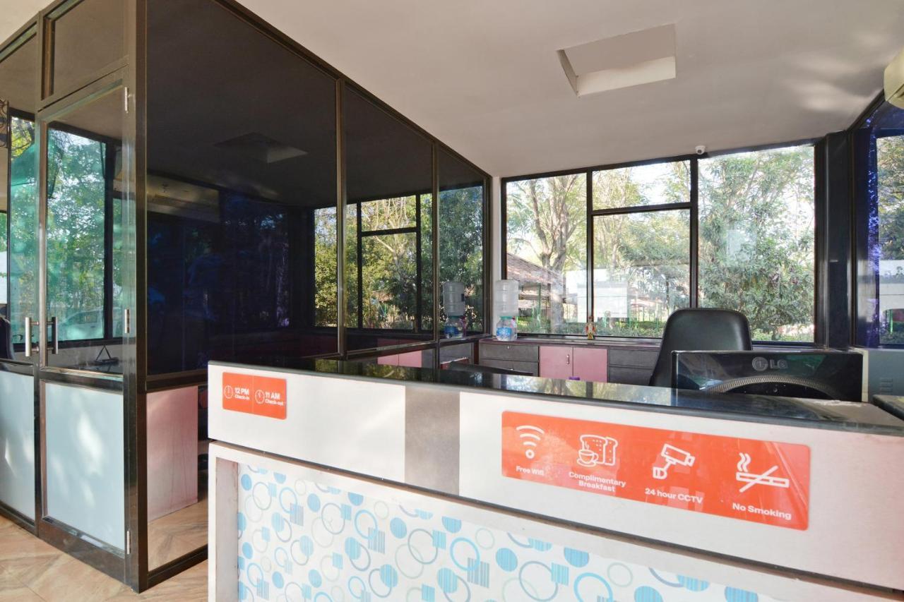 Oyo Midway Park Resort Atgaon Exteriér fotografie